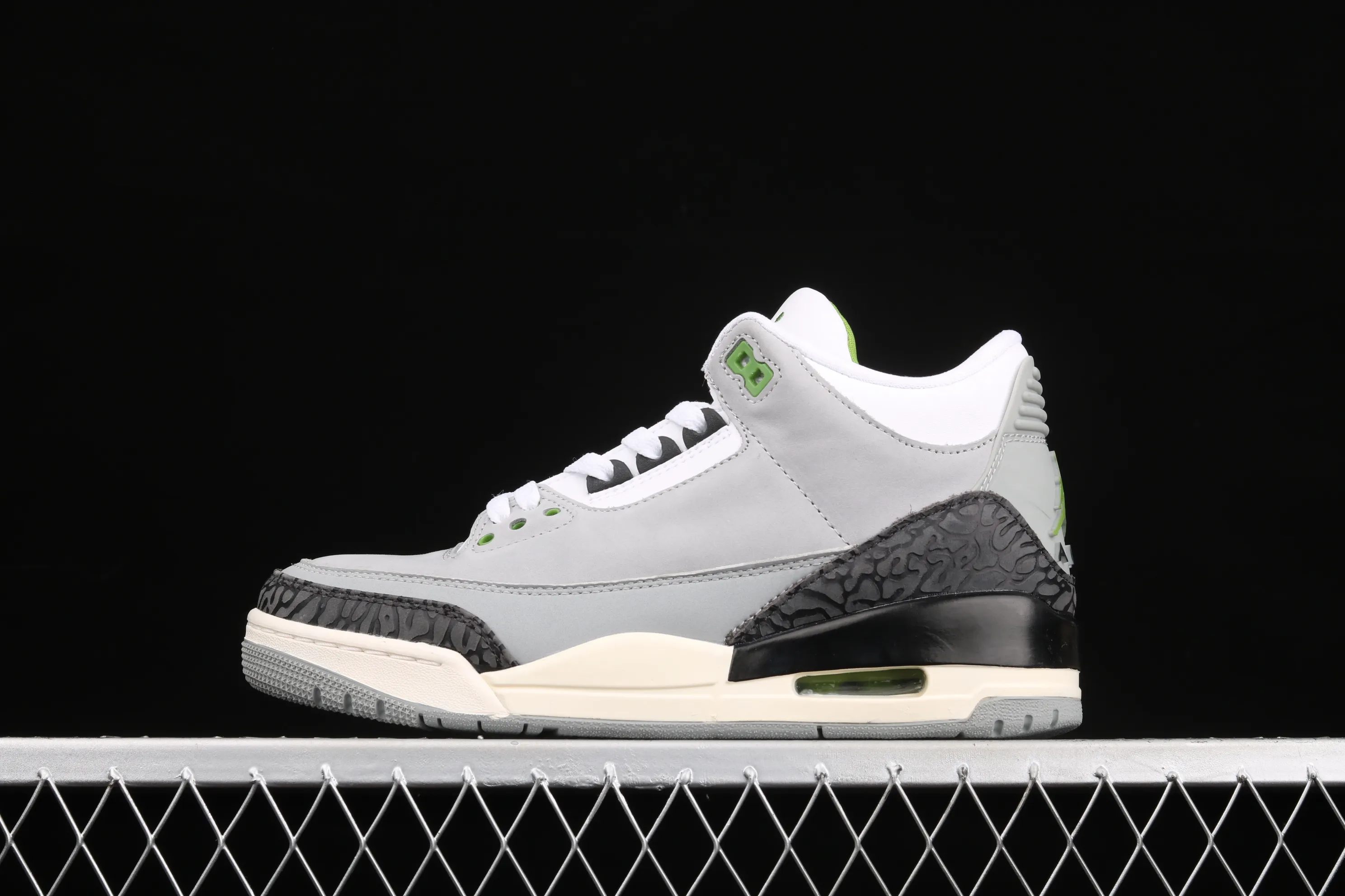 All categories Air Jordan Jordan series basketball shoes Air Jordan 3 #ZG version Air Jordan 3 Retro "Chlorophyll" AJ3 Joe 3 Chlorophyll Gray Green Manuscript 136064-006